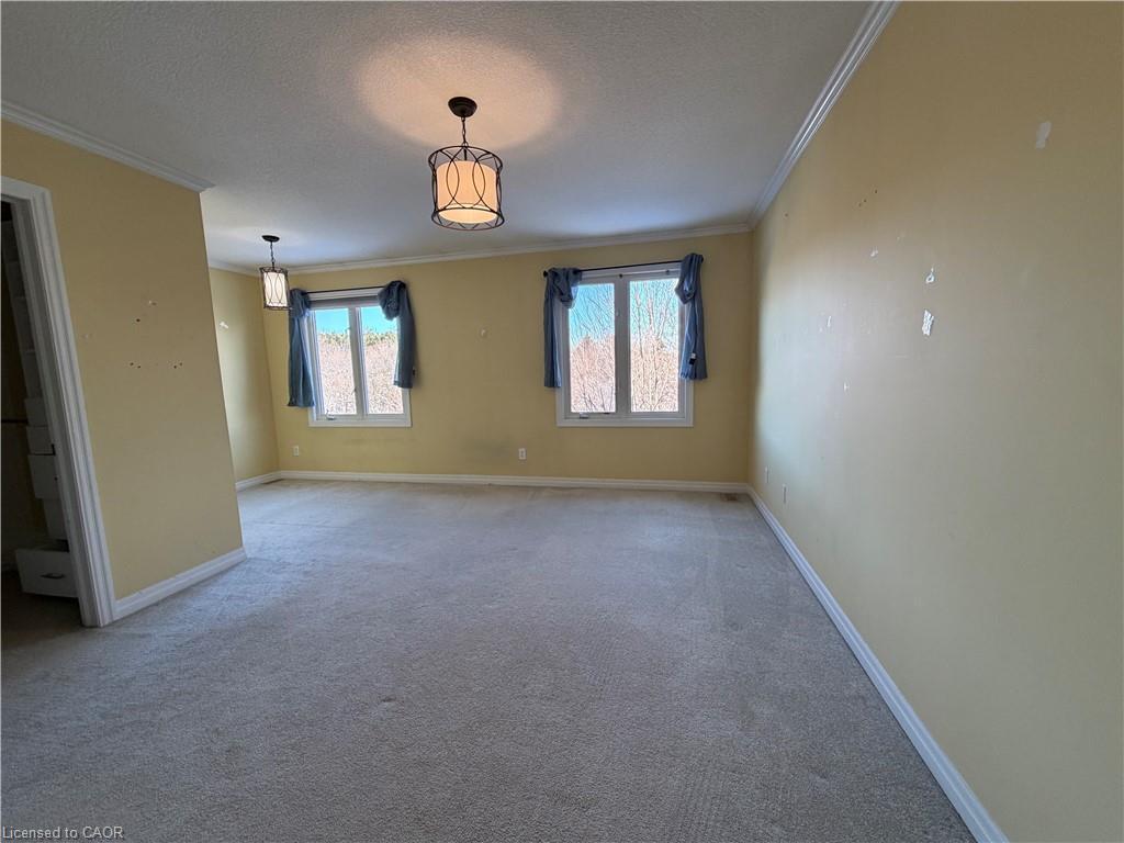 55-105 Pinnacle Drive, Kitchener, ON - Indoor Photo Showing Other Room