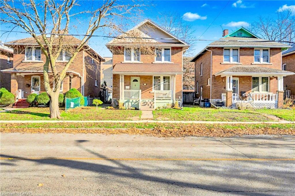 39 Fielden Avenue, Port Colborne, ON - Outdoor With Facade