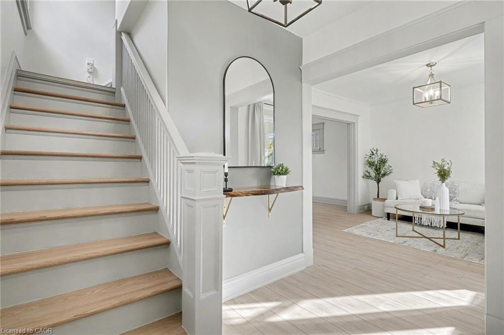 39 Fielden Avenue, Port Colborne, ON - Indoor Photo Showing Other Room