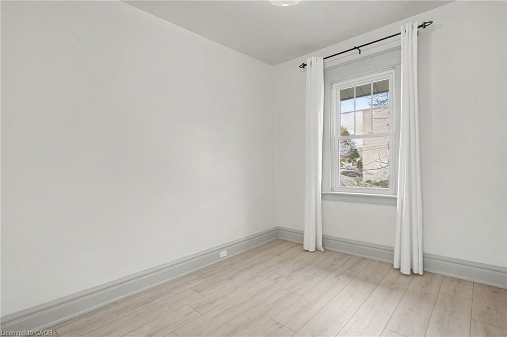 39 Fielden Avenue, Port Colborne, ON - Indoor Photo Showing Other Room