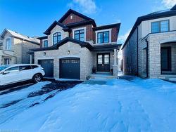 11 Cherry Blossom Heights Hamilton, ON L9B 0E9