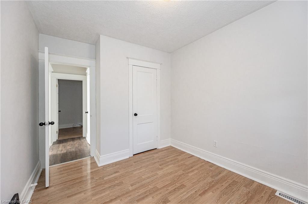 257 Tragina Avenue N, Hamilton, ON - Indoor Photo Showing Other Room