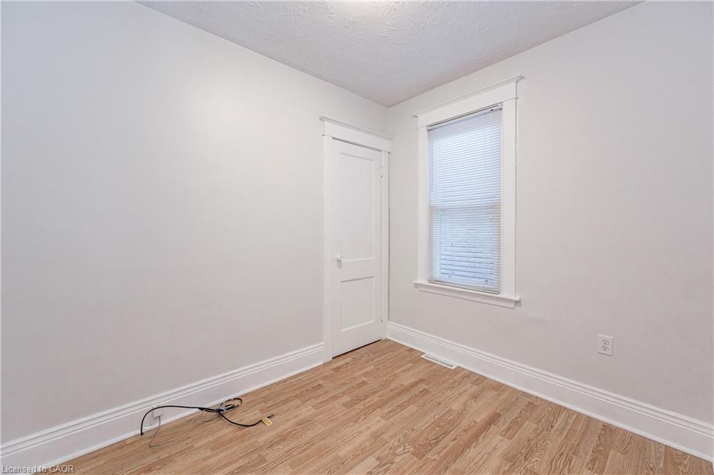 257 Tragina Avenue N, Hamilton, ON - Indoor Photo Showing Other Room