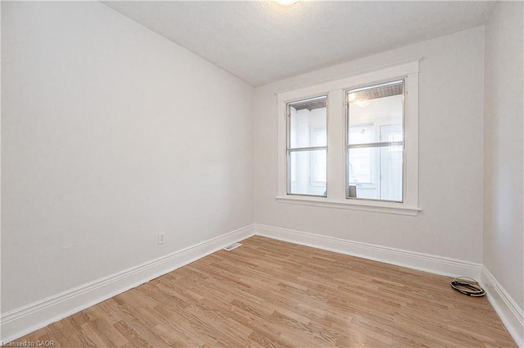 257 Tragina Avenue N, Hamilton, ON - Indoor Photo Showing Other Room