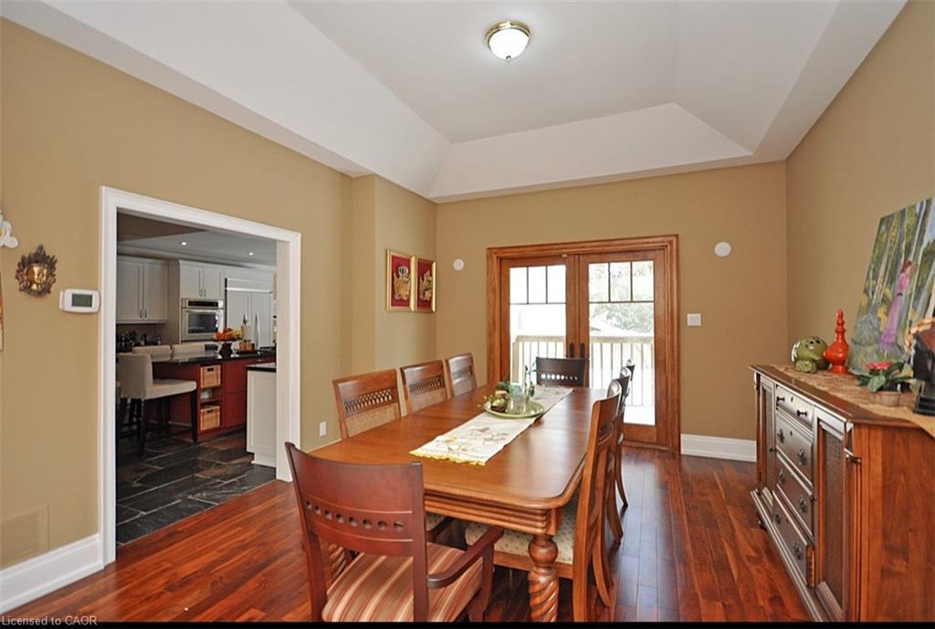 225 Forestwood Drive, Oakville, ON - Indoor Photo Showing Other Room