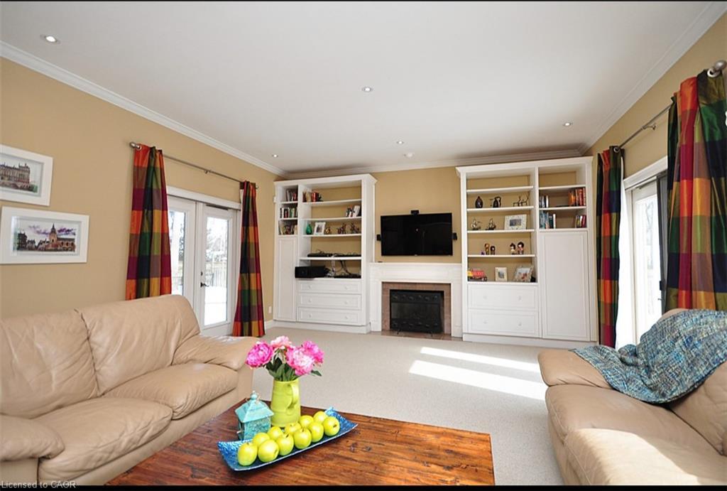 225 Forestwood Drive, Oakville, ON - Indoor Photo Showing Living Room With Fireplace