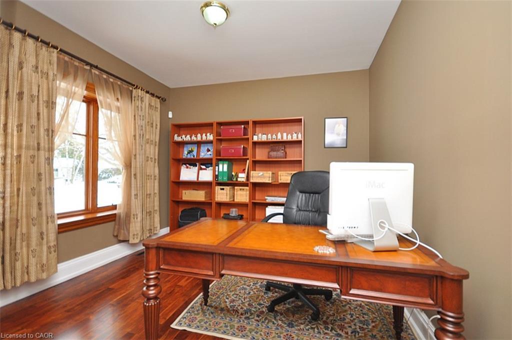 225 Forestwood Drive, Oakville, ON - Indoor