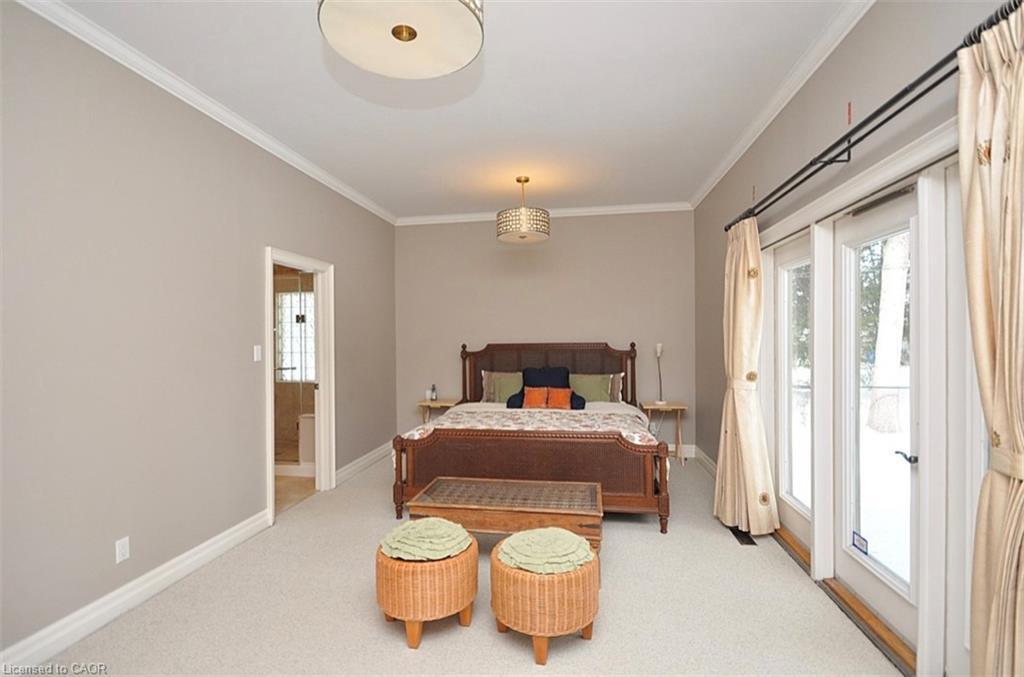 225 Forestwood Drive, Oakville, ON - Indoor Photo Showing Other Room