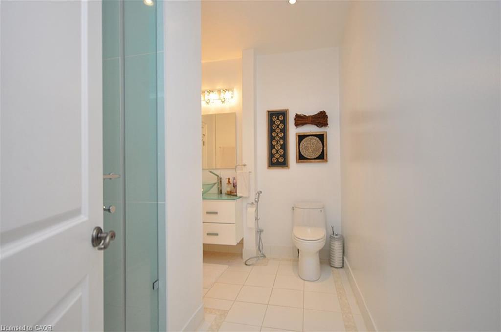 225 Forestwood Drive, Oakville, ON - Indoor