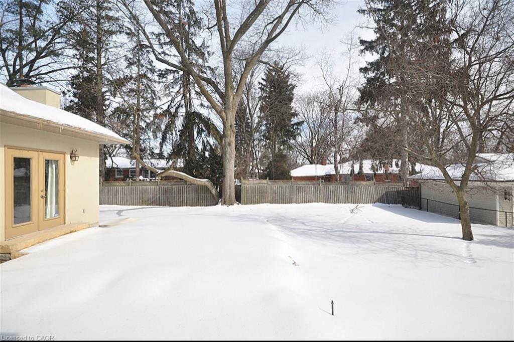 225 Forestwood Drive, Oakville, ON - Outdoor