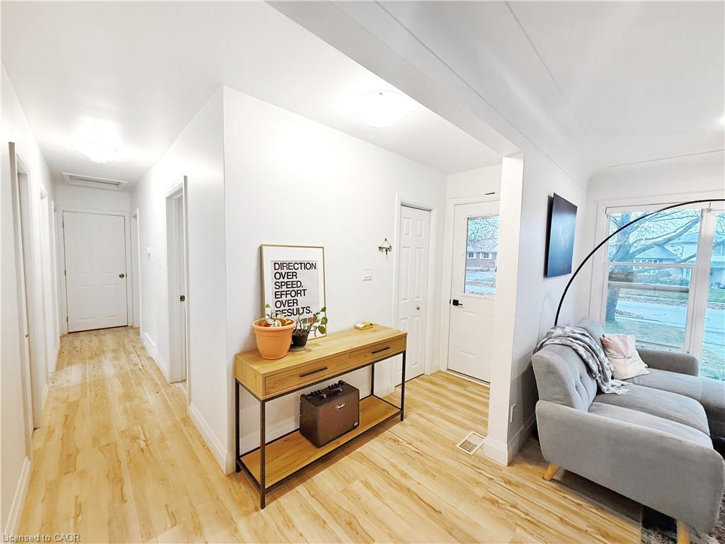 A-31 Clearview Drive, Cambridge, ON - Indoor