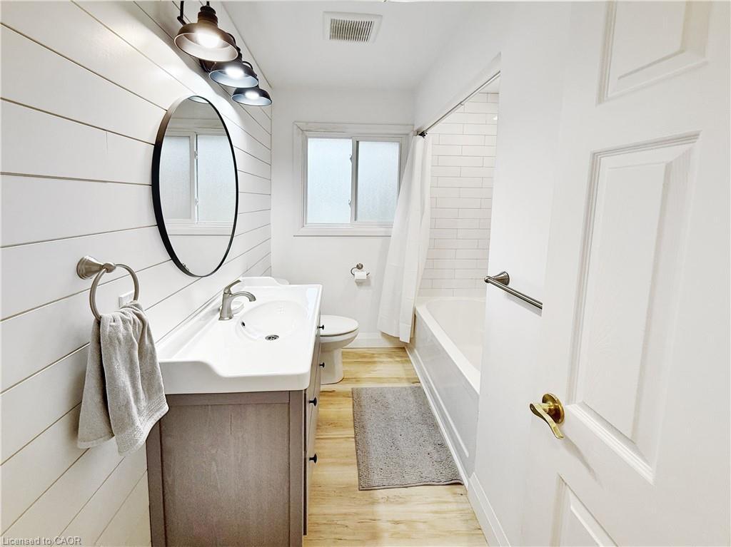 A-31 Clearview Drive, Cambridge, ON - Indoor