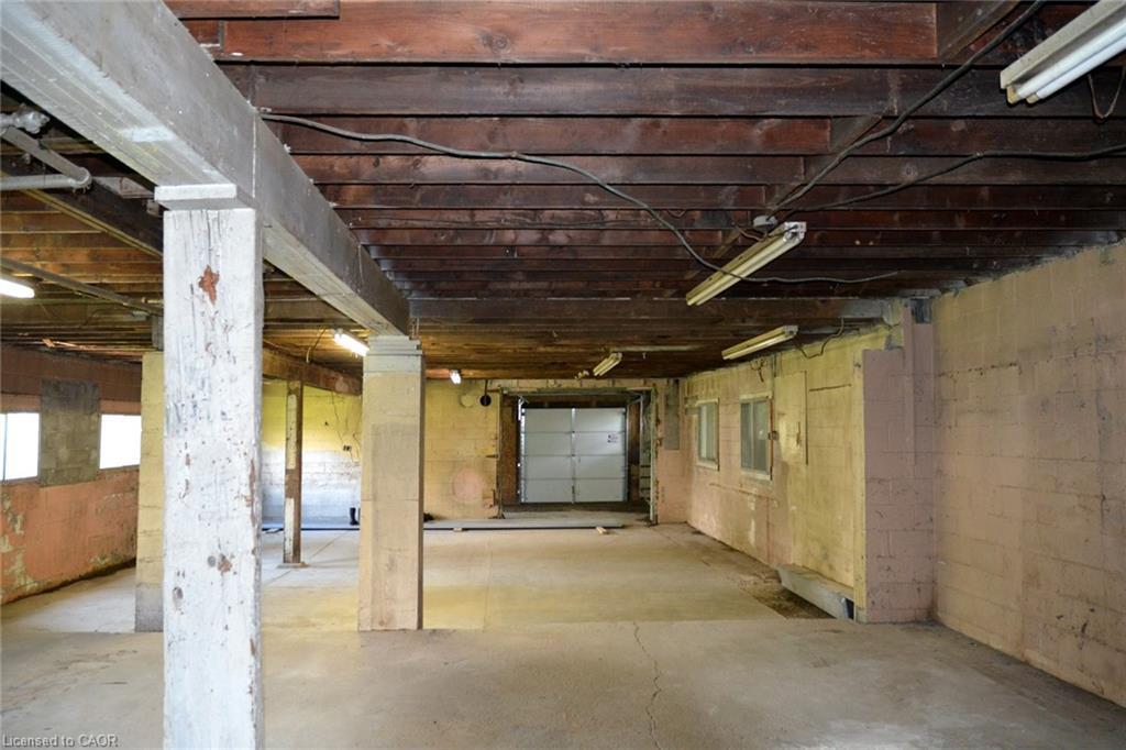 404 Queensway W, Simcoe, ON - Indoor Photo Showing Basement