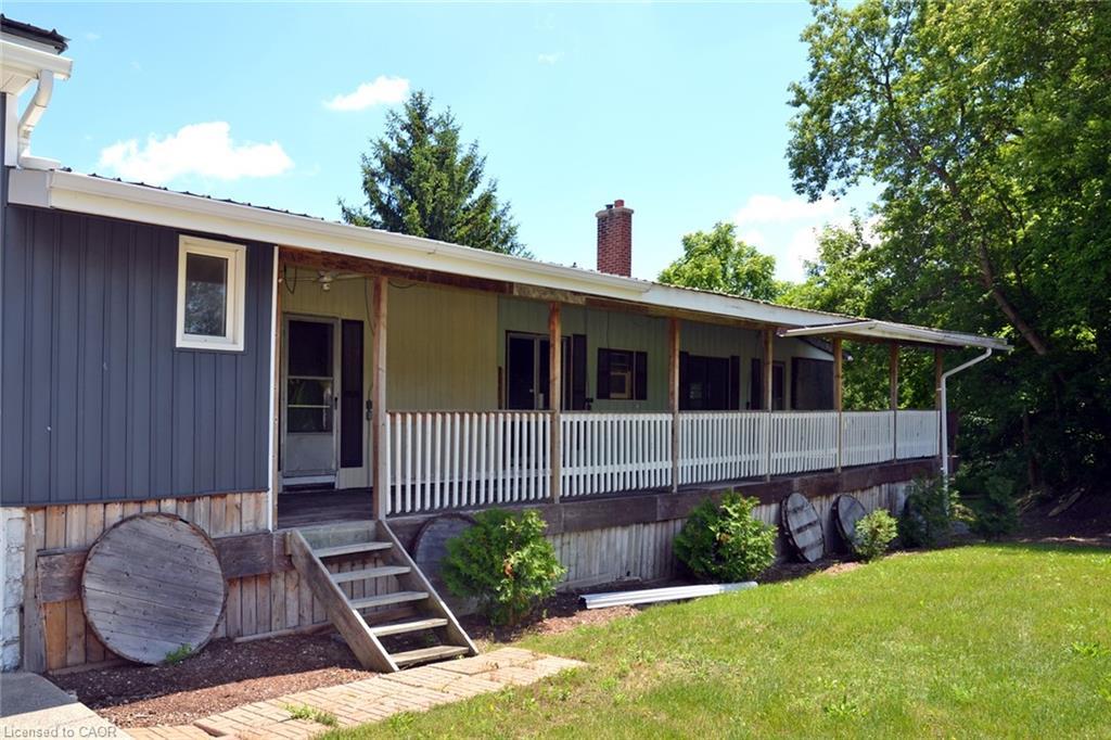 404 Queensway W, Simcoe, ON - Outdoor With Deck Patio Veranda