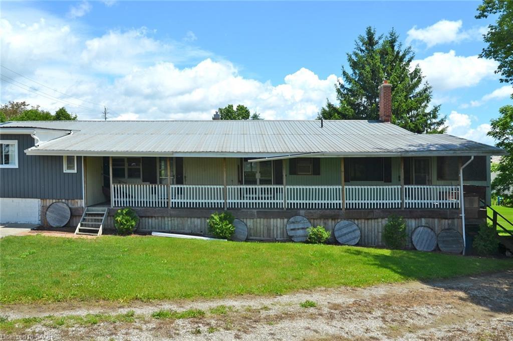 404 Queensway W, Simcoe, ON - Outdoor With Deck Patio Veranda