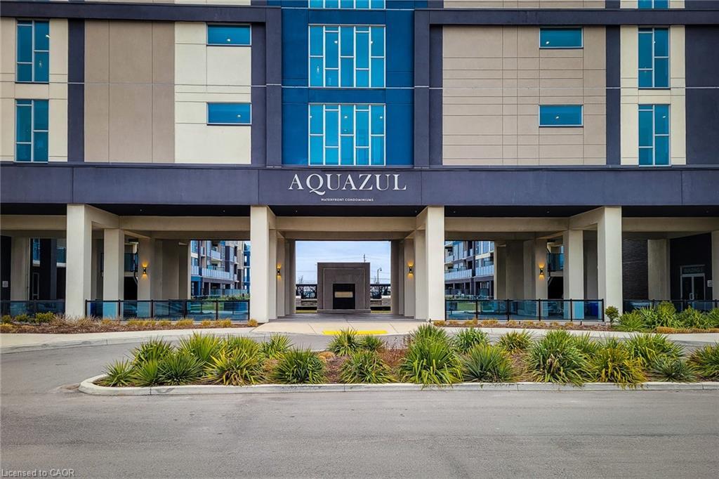 810-16 Concord Place, Grimsby, ON - Outdoor With Deck Patio Veranda With Facade