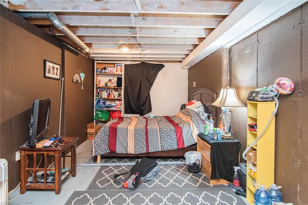 28 Perthshire Court, Hamilton, ON - Indoor