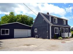 404 Queensway W Simcoe, ON N3Y 2N3