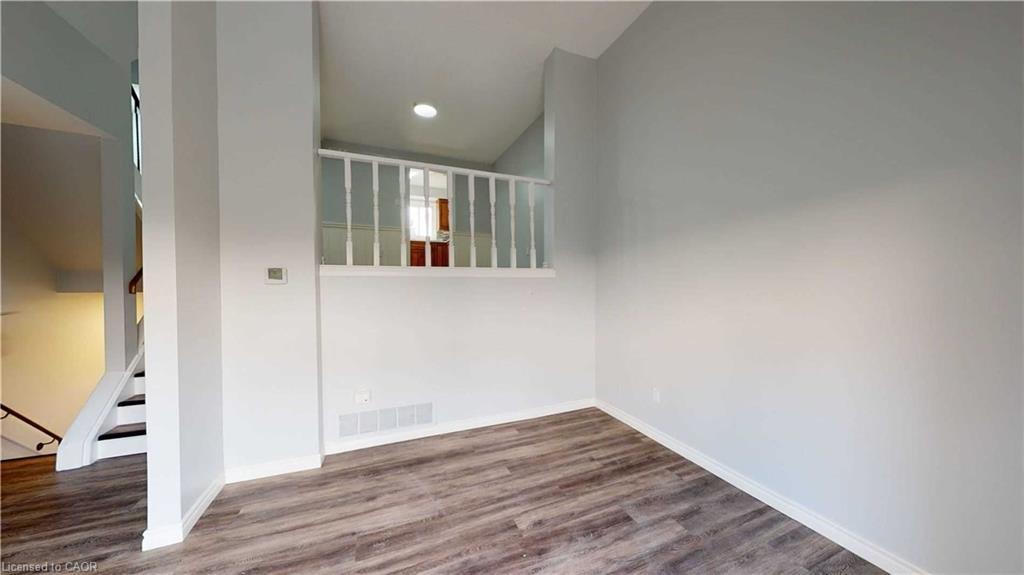 43-51 Paulander Drive, Kitchener, ON - Indoor Photo Showing Other Room