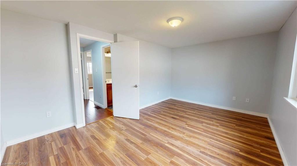 43-51 Paulander Drive, Kitchener, ON - Indoor Photo Showing Other Room