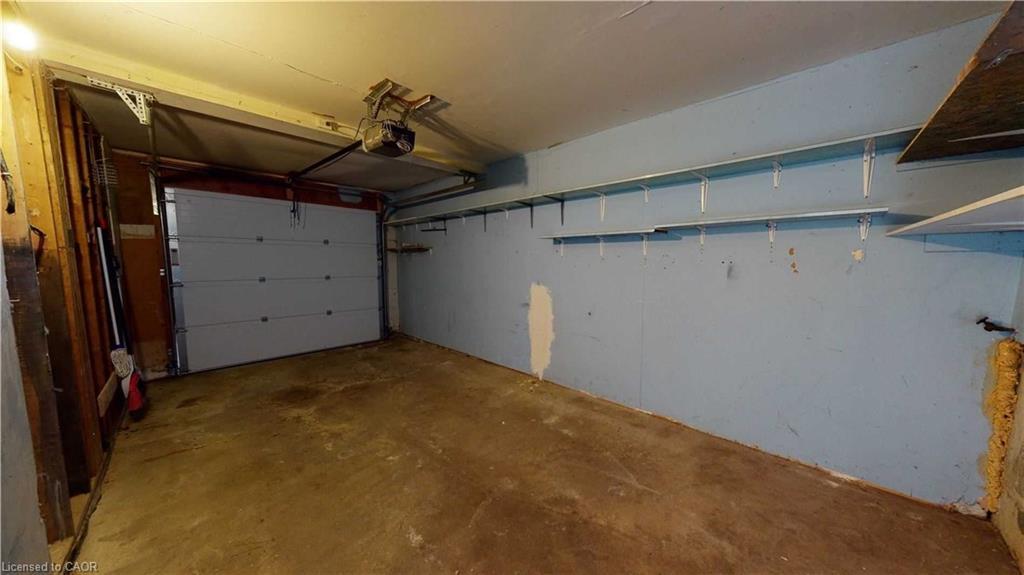 43-51 Paulander Drive, Kitchener, ON - Indoor Photo Showing Garage