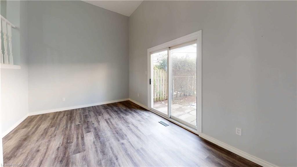 43-51 Paulander Drive, Kitchener, ON - Indoor Photo Showing Other Room