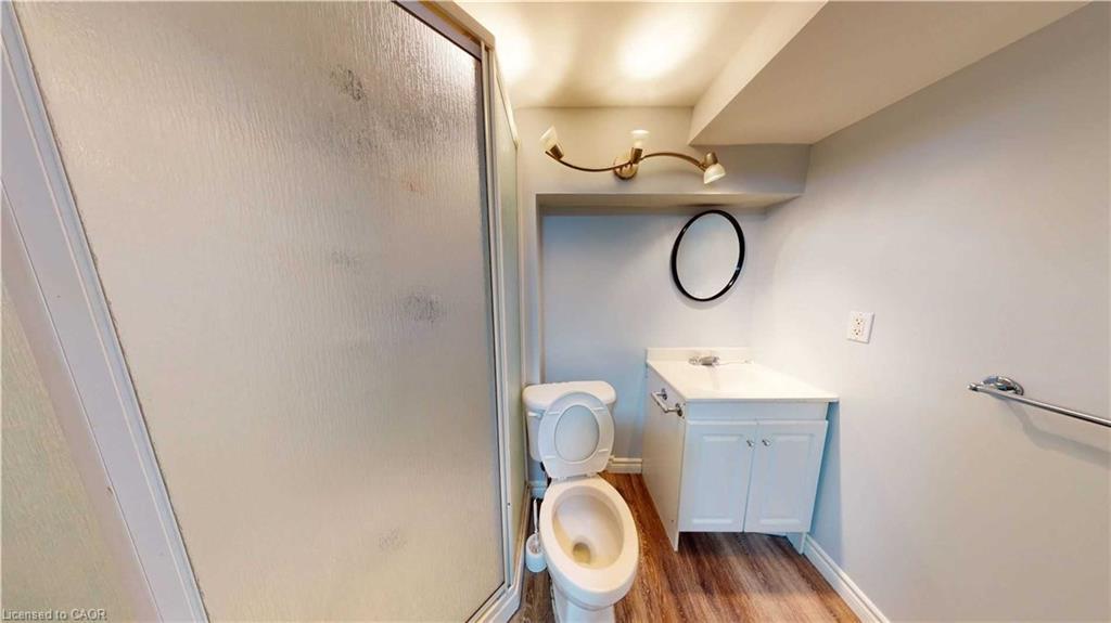 43-51 Paulander Drive, Kitchener, ON - Indoor Photo Showing Bathroom
