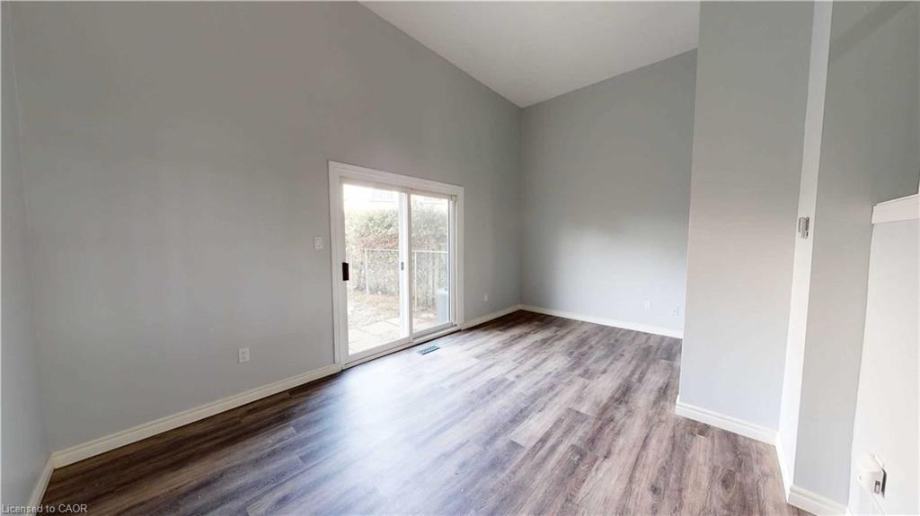 43-51 Paulander Drive, Kitchener, ON - Indoor Photo Showing Other Room