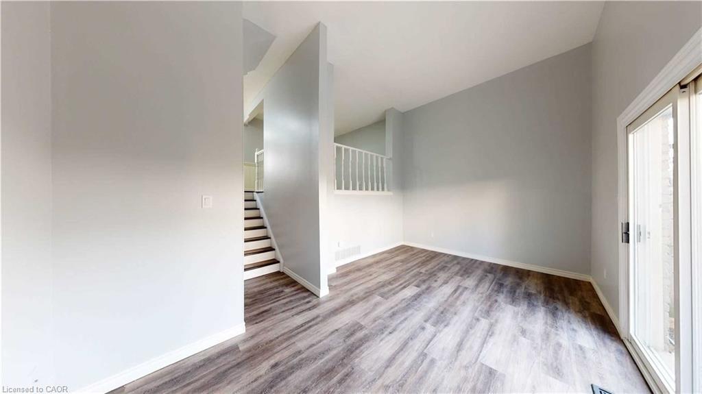 43-51 Paulander Drive, Kitchener, ON - Indoor Photo Showing Other Room