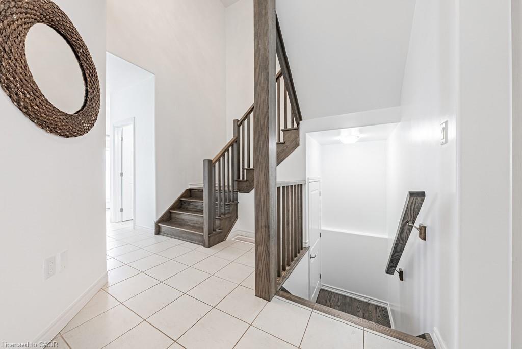 462 Blackburn Drive, Brantford, ON - Indoor Photo Showing Other Room