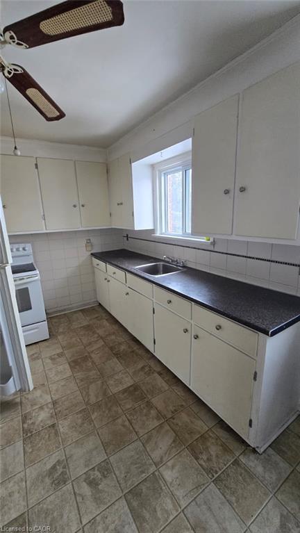 5-63 Donald Street, Belleville, ON - Indoor Photo Showing Kitchen