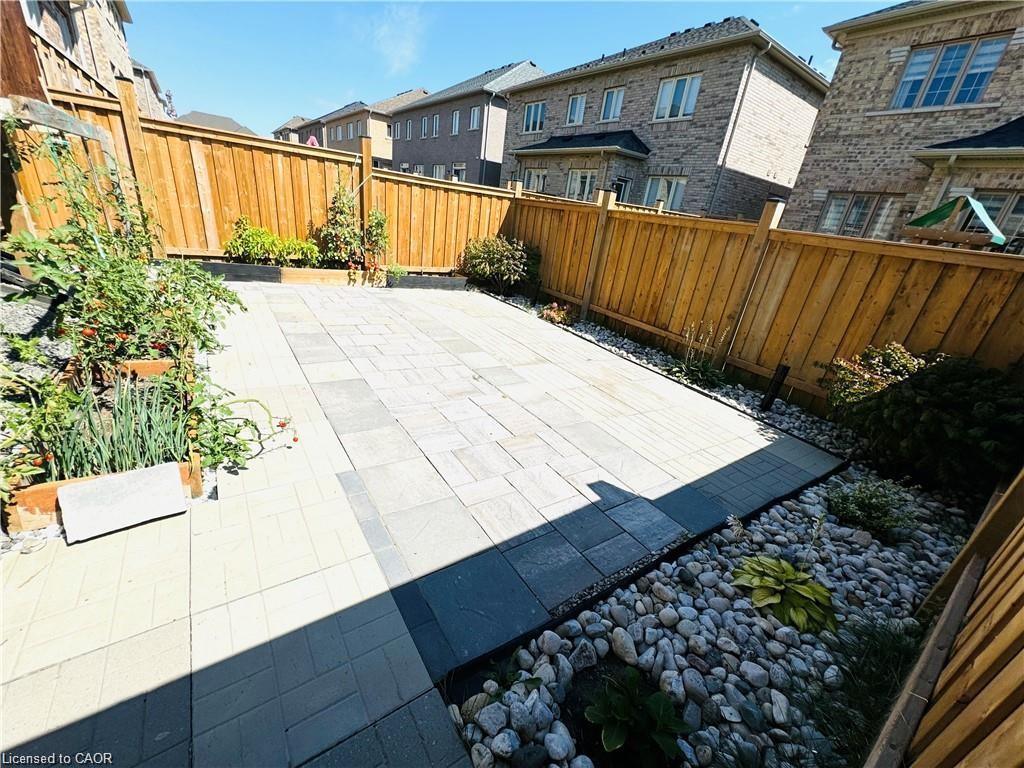 112 Skinner Road, Hamilton, ON - Outdoor