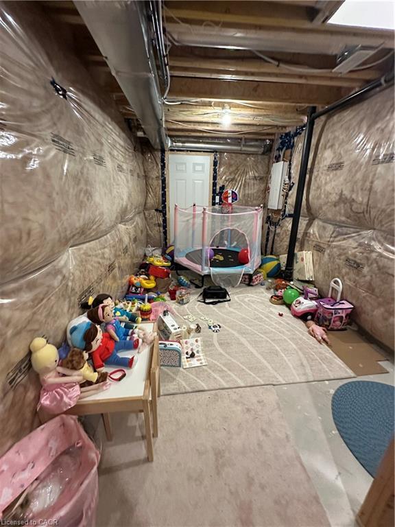112 Skinner Road, Hamilton, ON - Indoor Photo Showing Basement