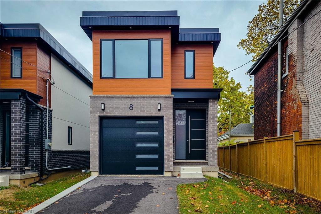 8 Devonport Street, Hamilton, ON - Outdoor