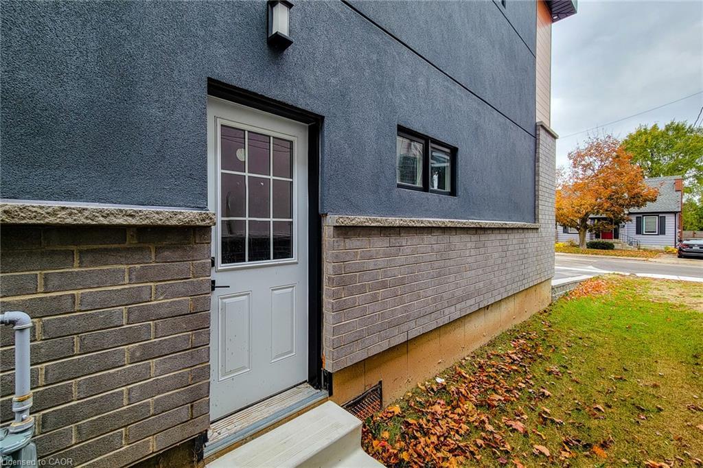 8 Devonport Street, Hamilton, ON - Outdoor With Exterior