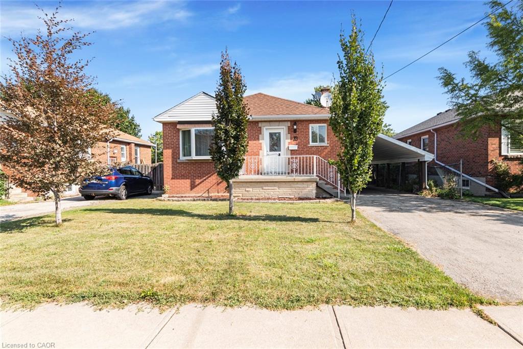 33 Alderney Avenue, Hamilton, ON - Outdoor