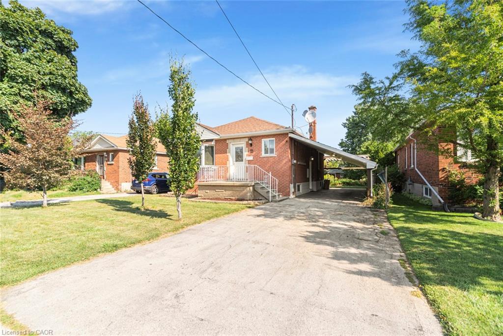 33 Alderney Avenue, Hamilton, ON - Outdoor