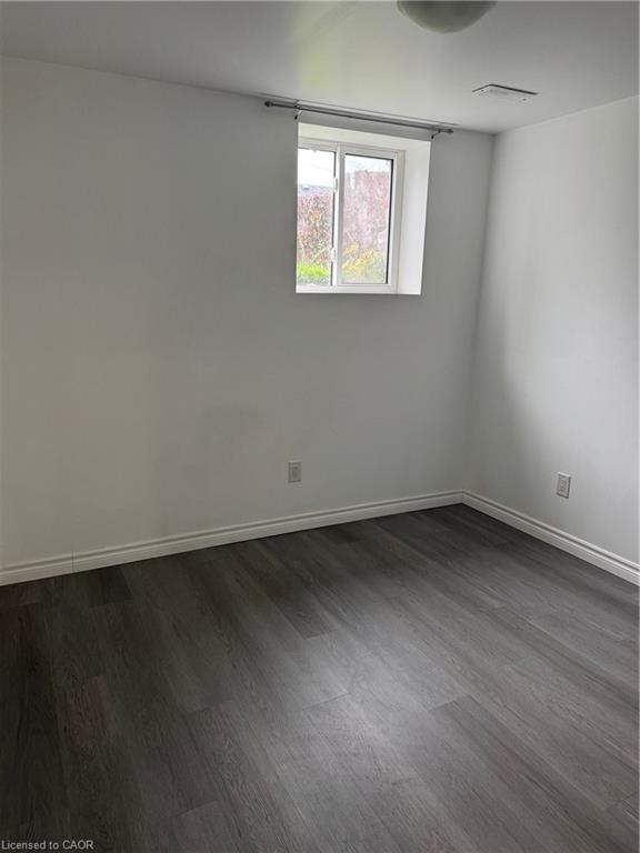 2-107 Victoria Avenue N, Hamilton, ON - Indoor Photo Showing Other Room