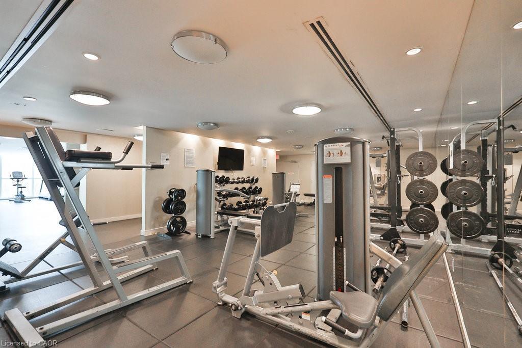 1111-225 Webb Drive, Mississauga, ON - Indoor Photo Showing Gym Room
