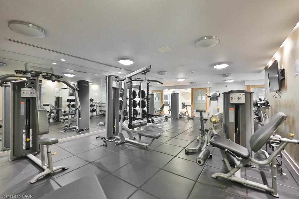 1111-225 Webb Drive, Mississauga, ON - Indoor Photo Showing Gym Room