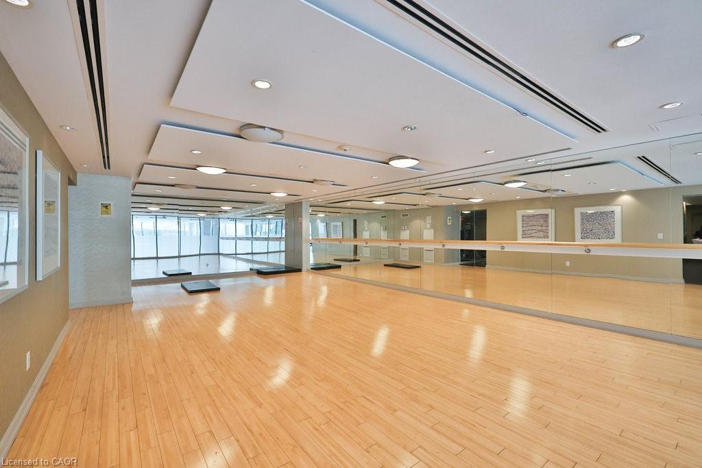 1111-225 Webb Drive, Mississauga, ON - Indoor Photo Showing Other Room