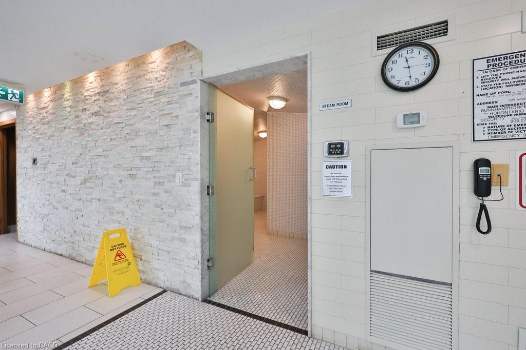 1111-225 Webb Drive, Mississauga, ON -