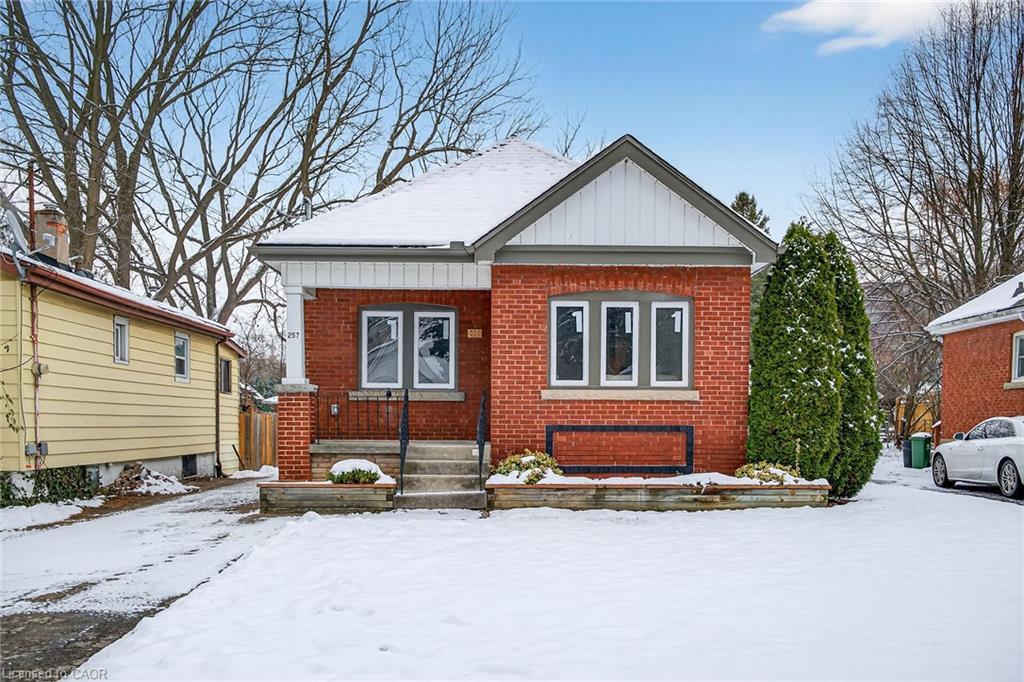 257 Broadway Avenue, Hamilton, ON - Outdoor