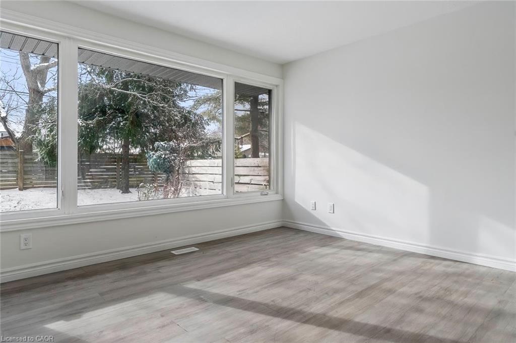 512-270 Montmorency Drive, Hamilton, ON - Indoor Photo Showing Other Room