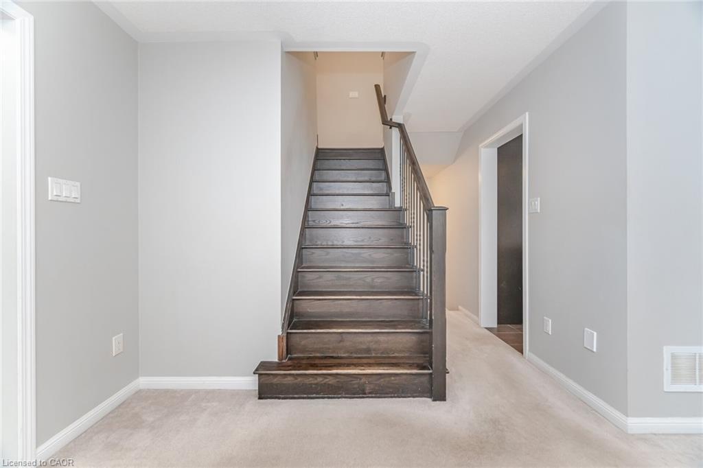 278 Gleave Terrace, Milton, ON - Indoor Photo Showing Other Room