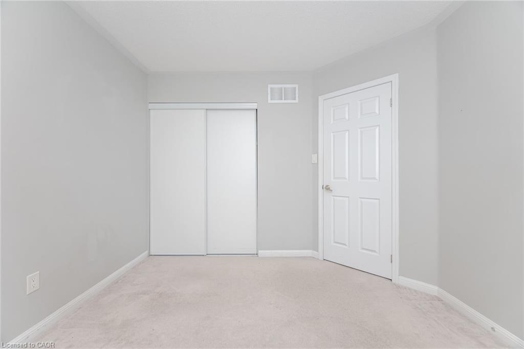 278 Gleave Terrace, Milton, ON - Indoor Photo Showing Other Room