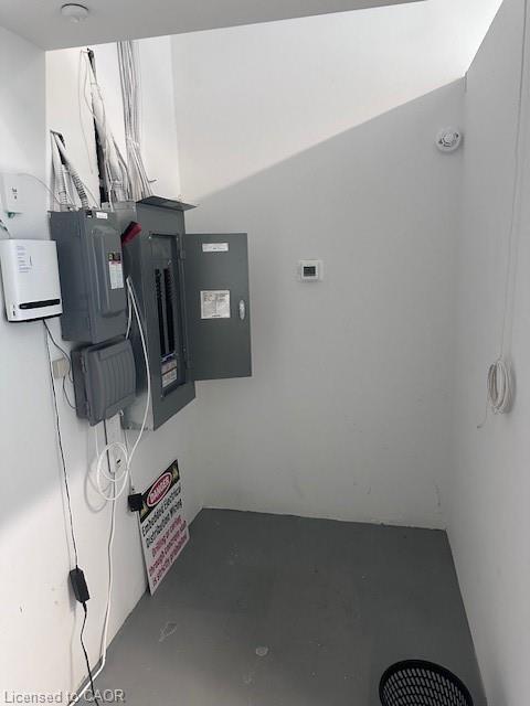 108-2060 Lakeshore Road, Burlington, ON