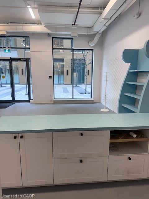 108-2060 Lakeshore Road, Burlington, ON