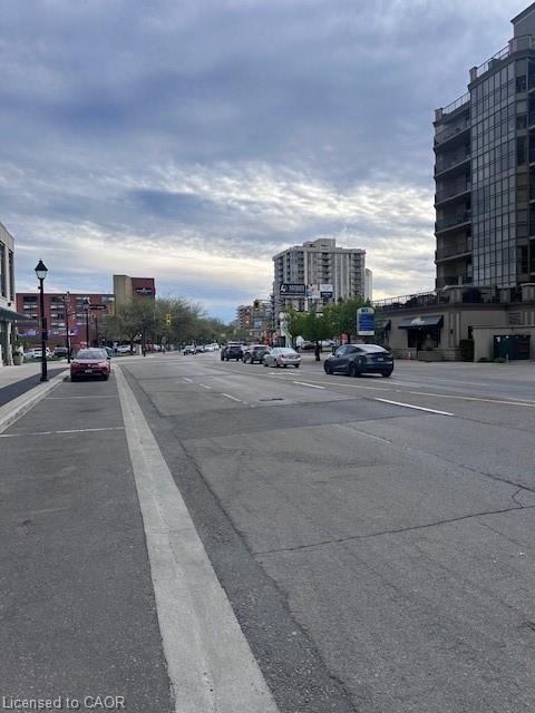 108-2060 Lakeshore Road, Burlington, ON