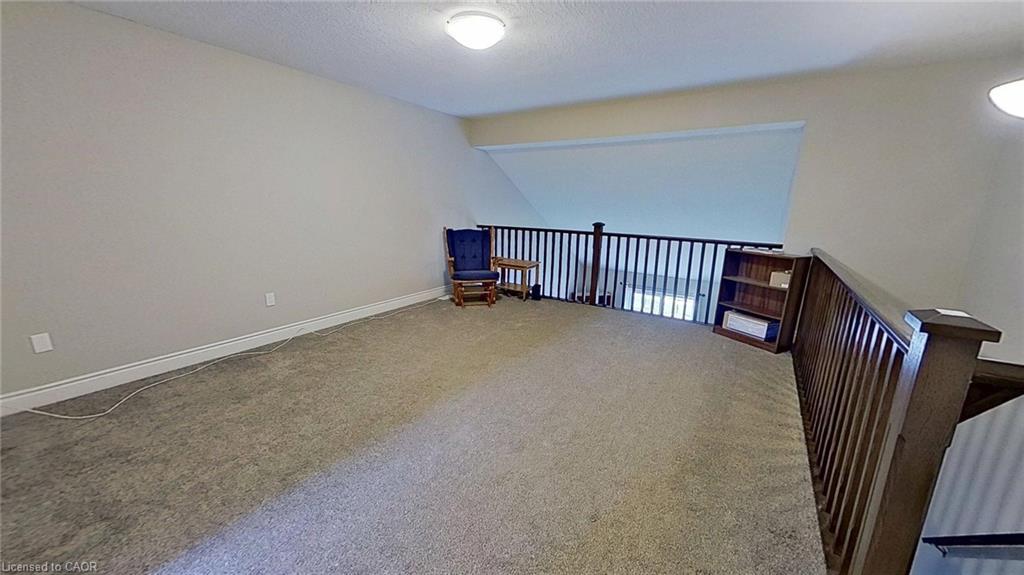 5-1 Chamberlain Avenue, Ingersoll, ON - Indoor Photo Showing Other Room